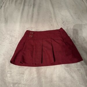 Primark Burgundy Pleated Mini Skirt with Gold-Tone Buckles